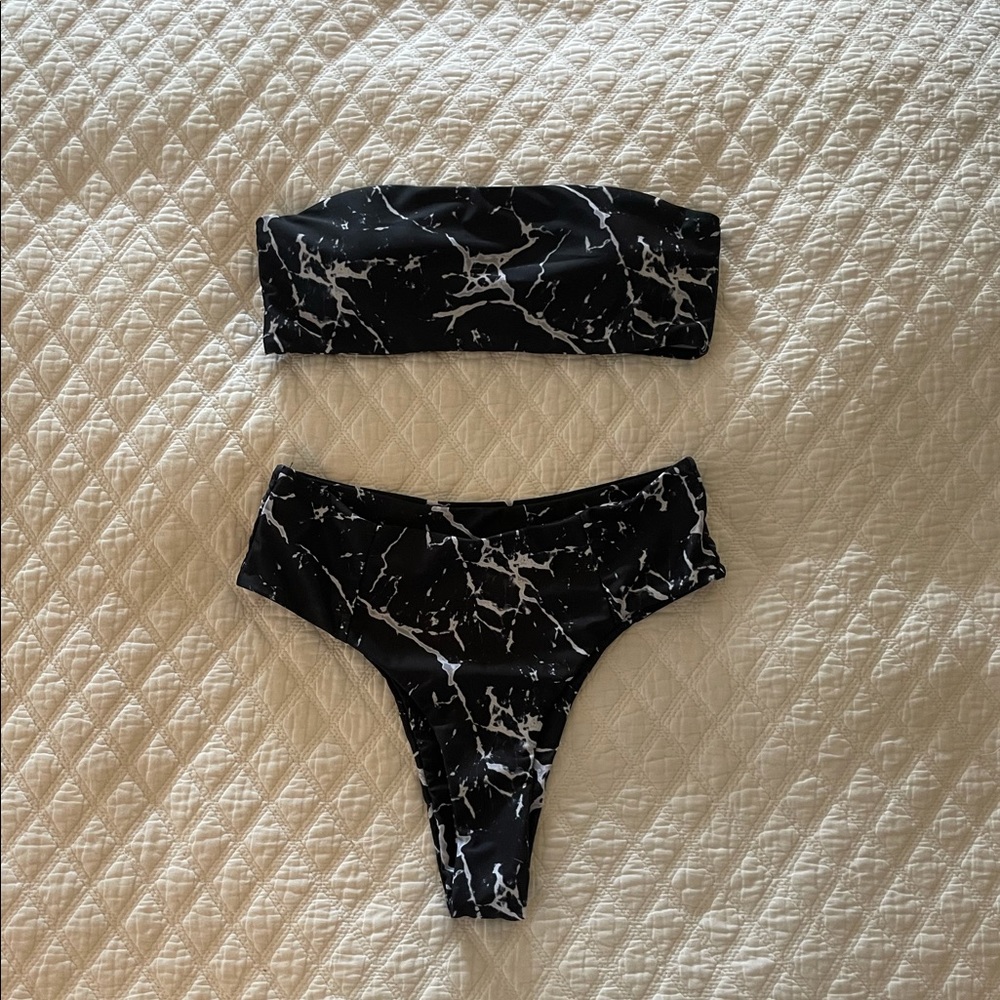 High waisted bikini